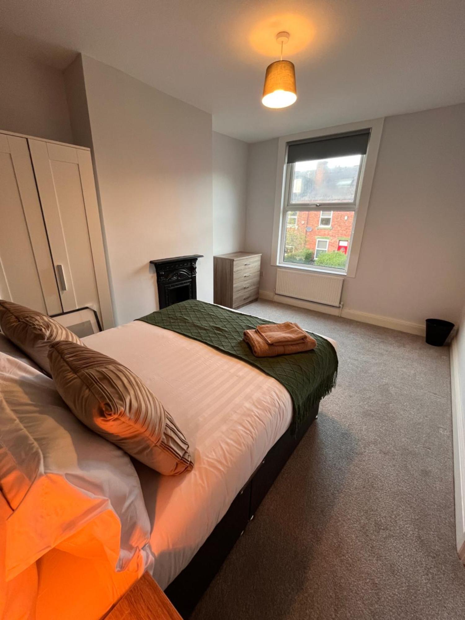 Vila Spacious Two Bed House In Headingley Leeds  Exteriér fotografie